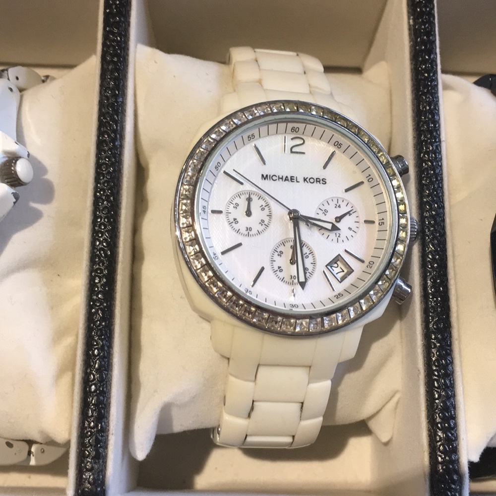 Michael Kors watch w/ sparkle bezel